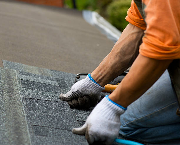 Best Emergency Roof Repair  in Tichigan, WI